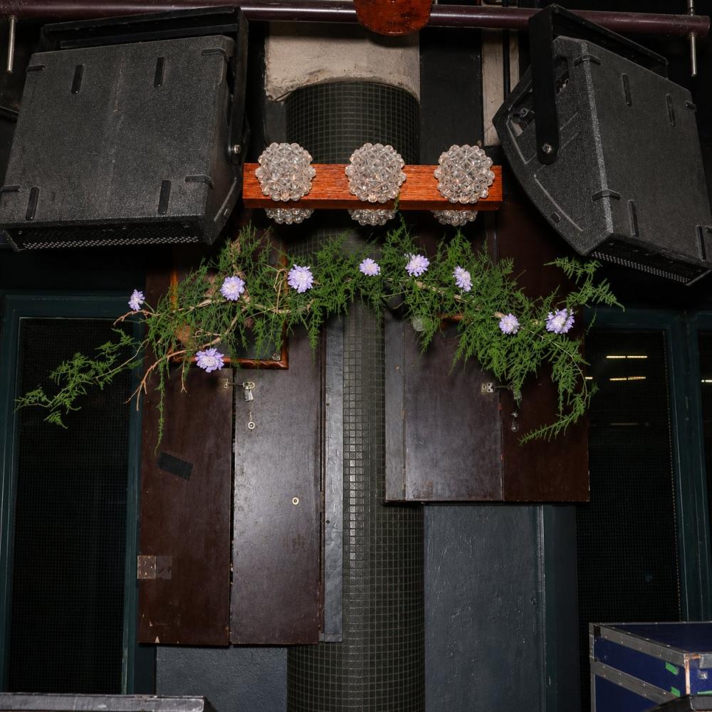 Hanging Arrangements